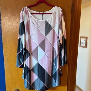 Lily Pink and Gray Diamond Tunic